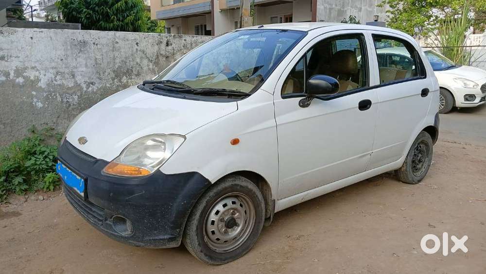 Well Maintained Chevrolet Spark, 2010 Model Valid Till 2030 With Cng