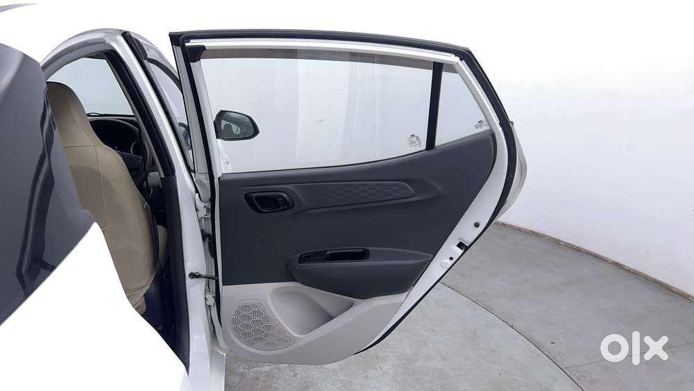 Hyundai Aura [2023-ongoing] 1.2 S Petrol Manual, 2022, Petrol