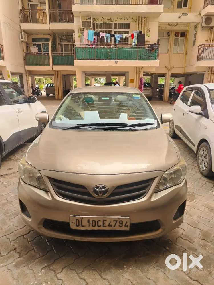Toyota Corolla Altis 2013