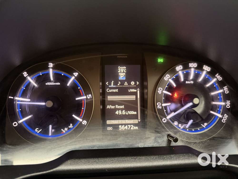 Toyota Innova Crysta 2.8 Zx At 7 Seater, 2022, Diesel
