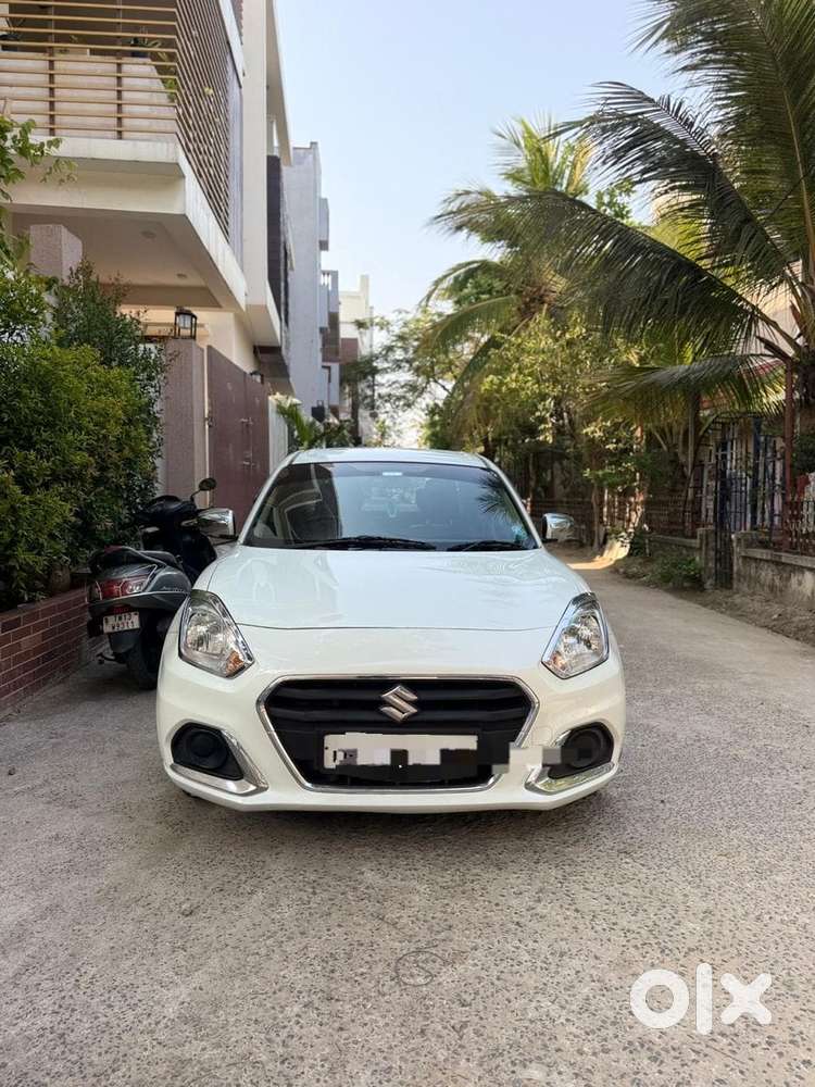 Maruti Suzuki Swift Dzire 1.3 Vxi, 2023, Petrol