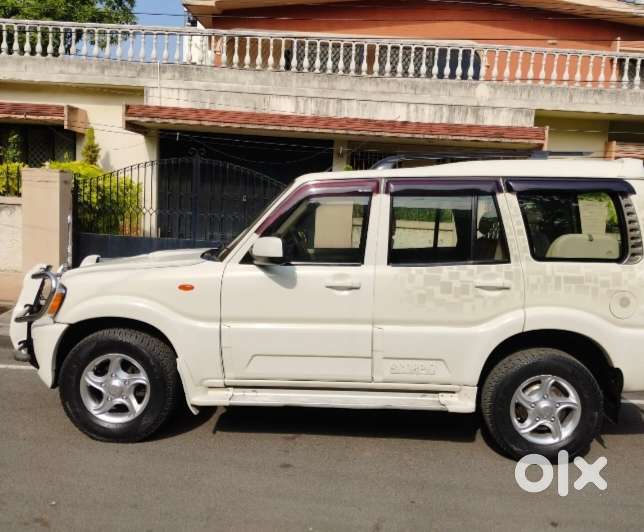 Mahindra Scorpio Vlx 2wd Abs At Bsiii, 2010, Diesel