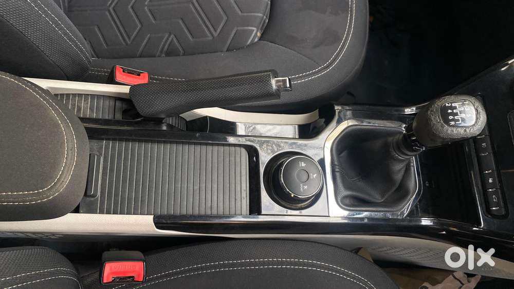 Tata Nexon 1.2 Revotron Xz Plus, 2022, Petrol