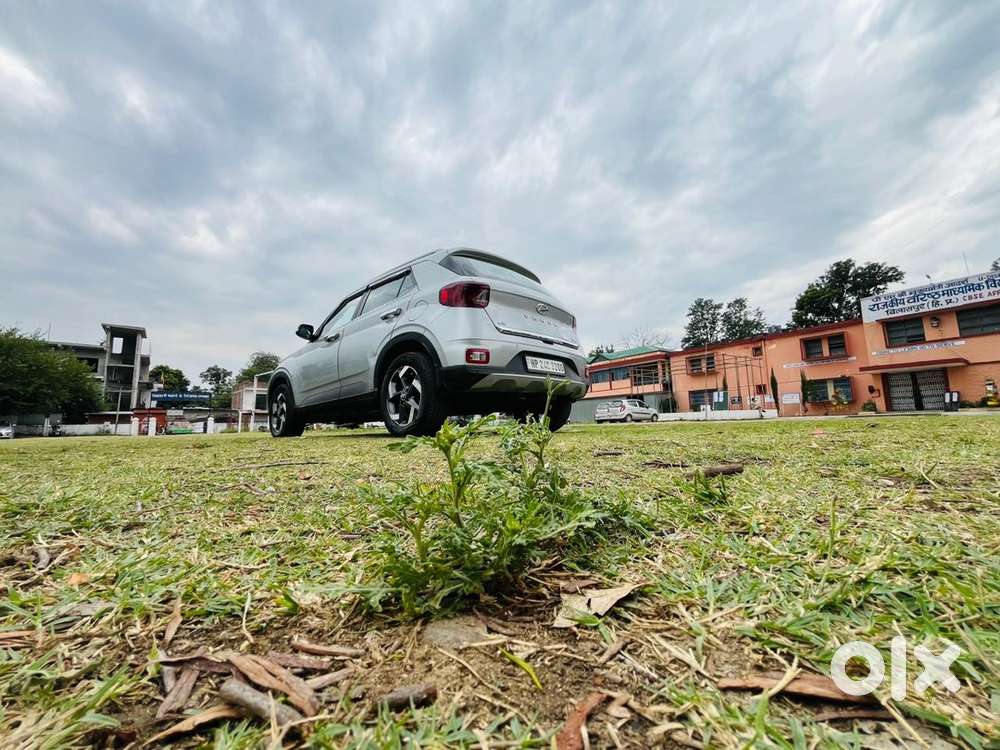 Hyundai Venue Petrol 2019