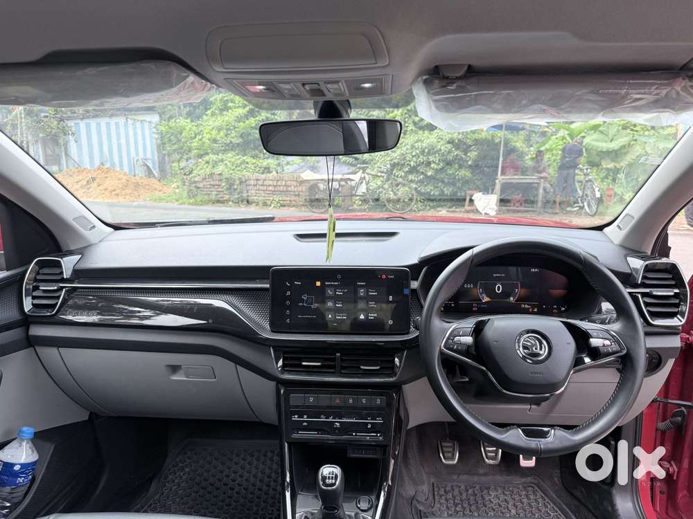 Skoda Kushaq 1.5 Tsi Style, 2025, Petrol