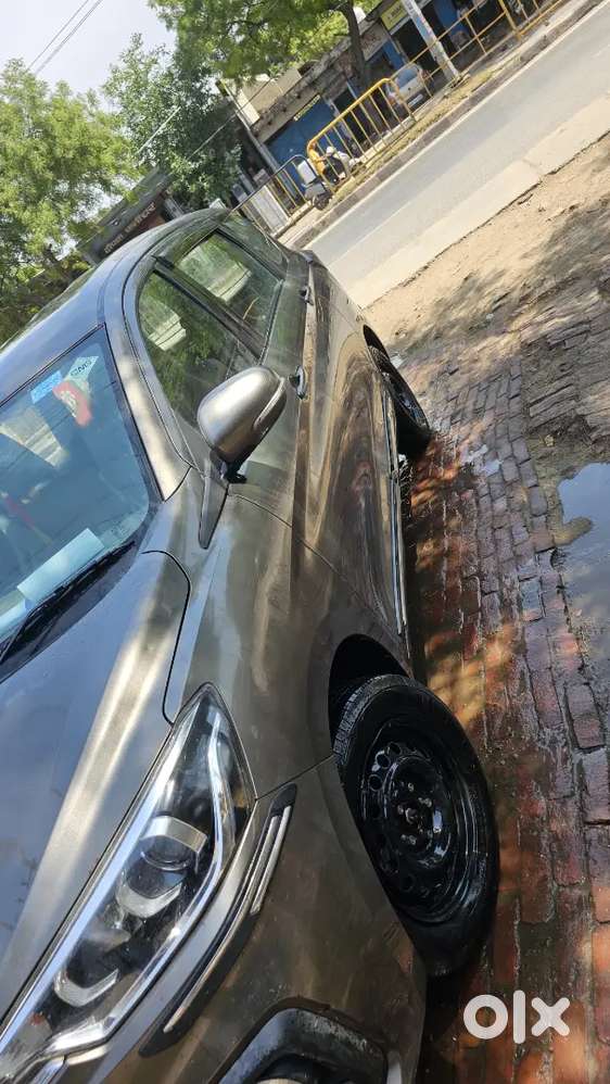 Maruti Suzuki Ertiga Vxi 2021 Model