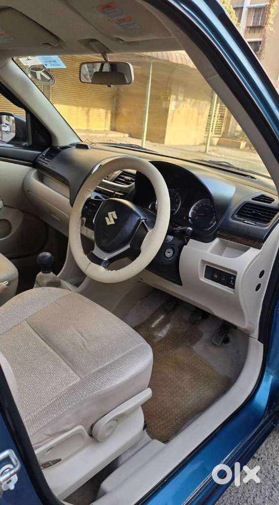 Maruti Suzuki Swift Dzire 1.2 Zxi Bsiv, 2014, Petrol