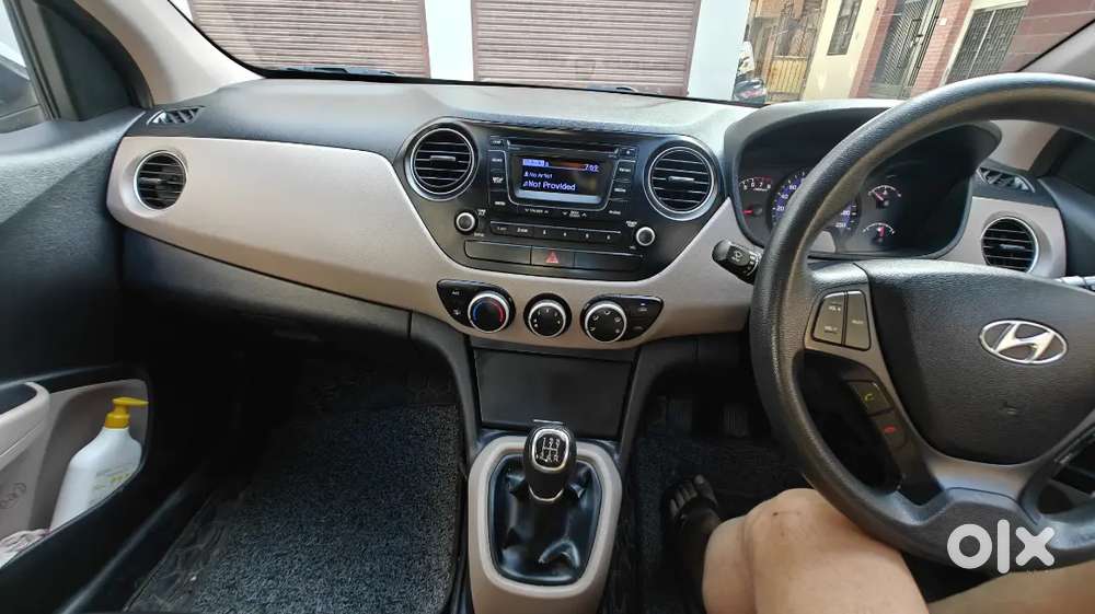 Hyundai Xcent Petrol Manual 2014 Third Owner