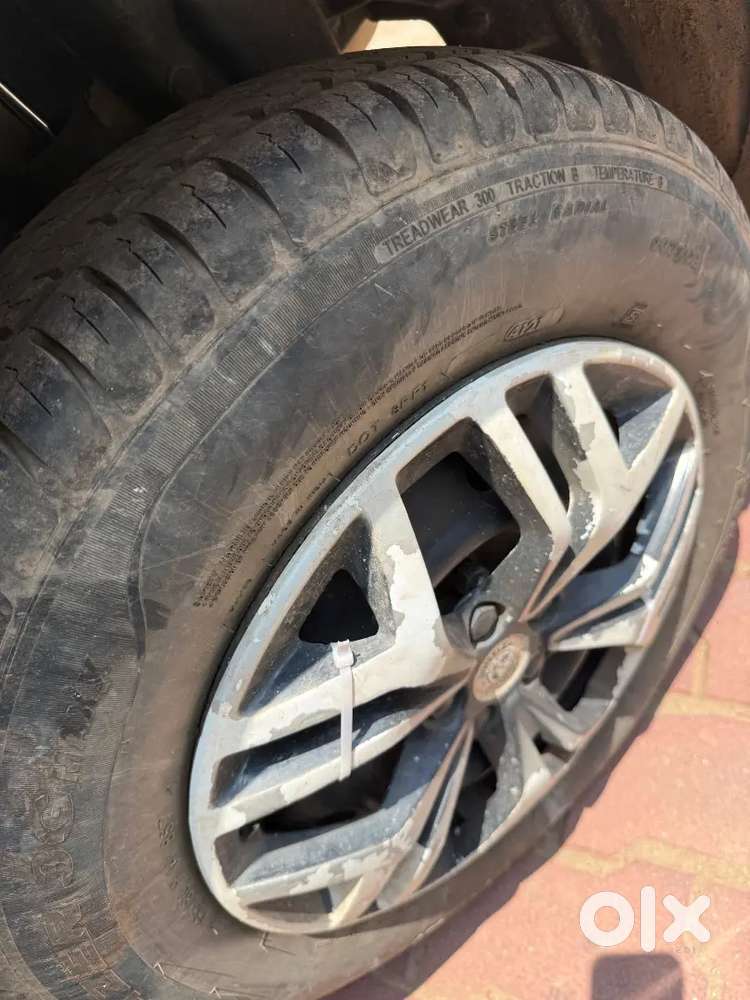 Maruti Suzuki Dzire 2016