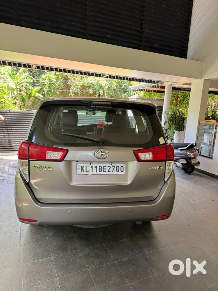 2016 Toyota Innova Crysta Z Option.