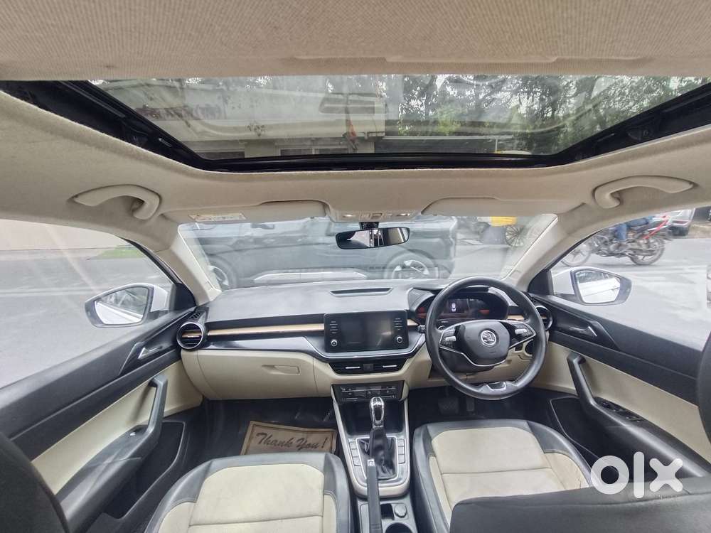 Skoda Slavia 1.0 Tsi Style At, 2022, Petrol