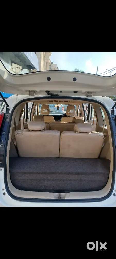 Taxi ( Dl ) - Ertiga Tour M - Cng - 2022 , Excellent Condition.