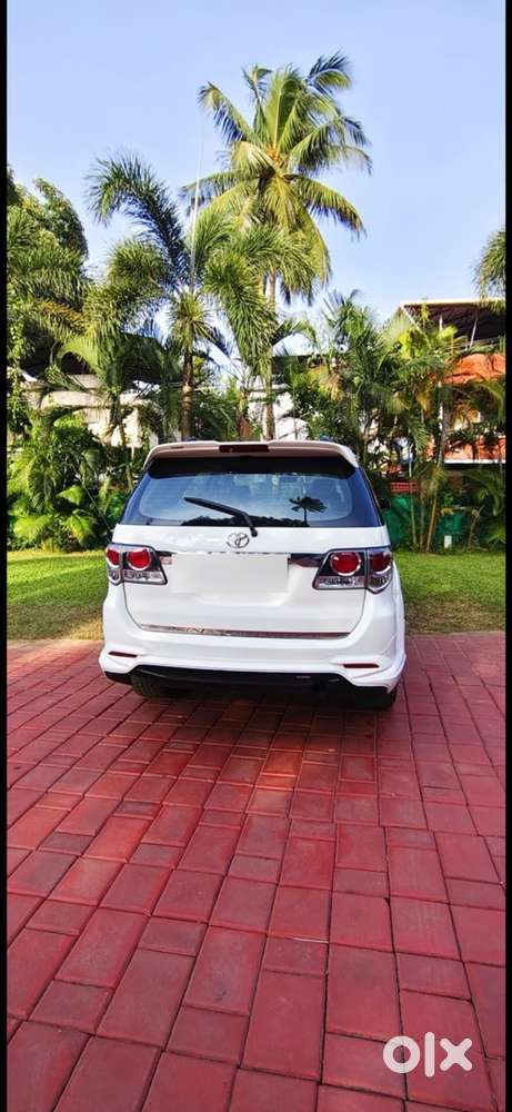 Toyota Fortuner Diesel 4x4 Automatic