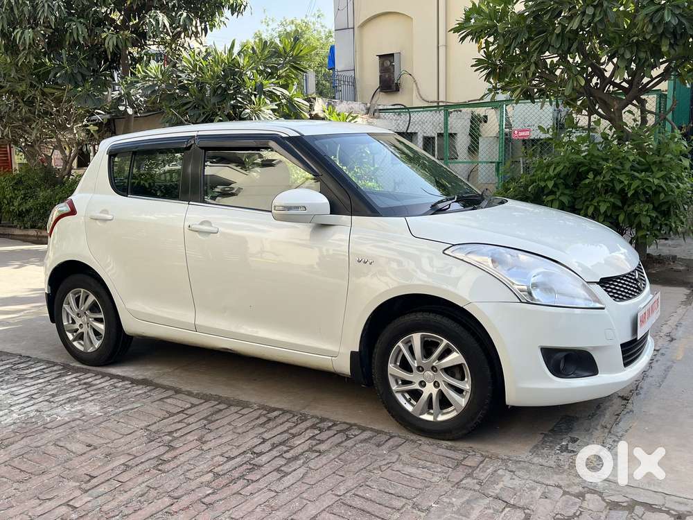 Maruti Suzuki Swift 2018 Zxi Plus, 2013, Petrol