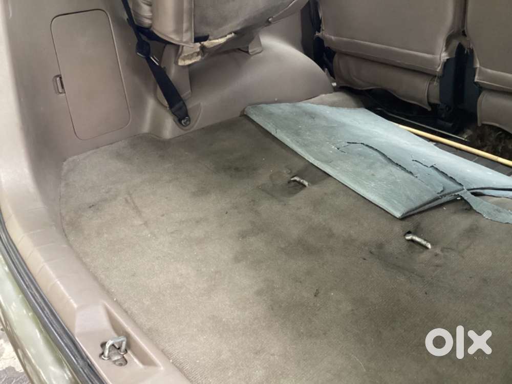 Toyota Innova 2015 Diesel Well Maintained