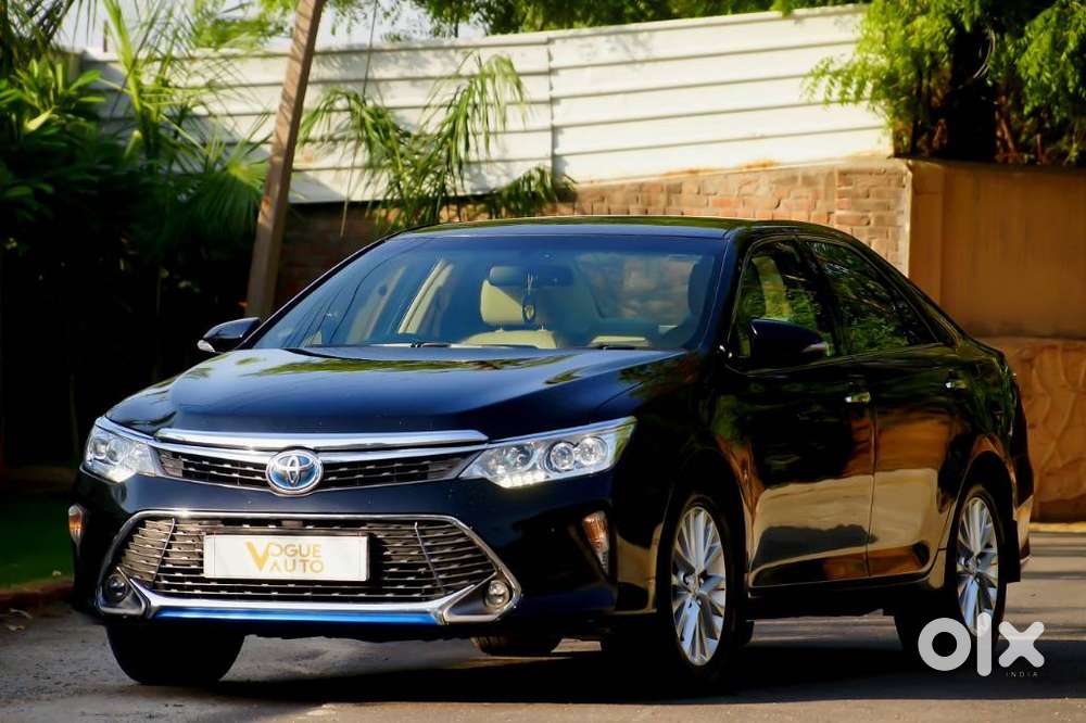 Toyota Camry Hybrid 2.5, 2017, Cng & Hybrids