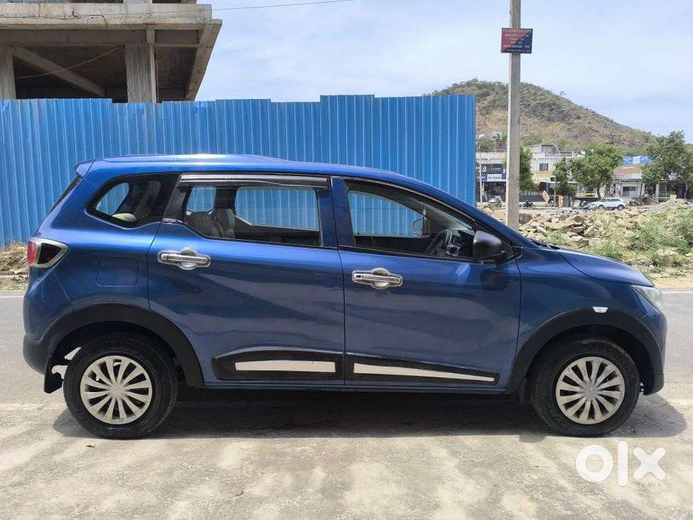 Renault Triber 1.0 Rxe, 2020, Petrol