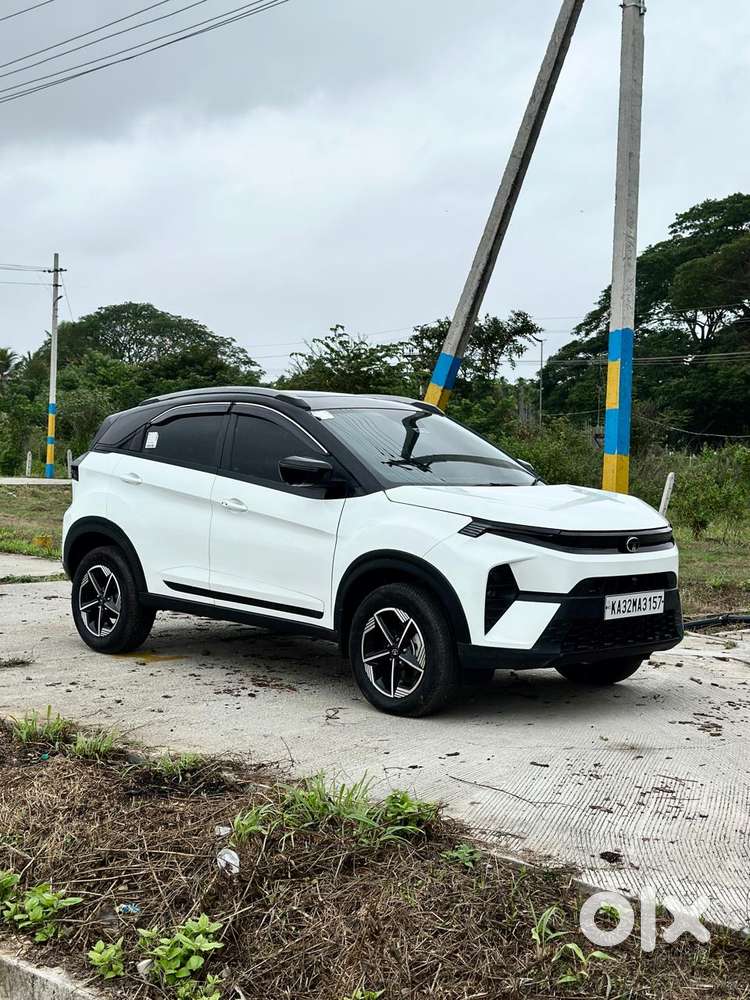 Tata Nexon Fearless Plus (ps) 1.2 Petrol Dca (adas), 2025, Petrol