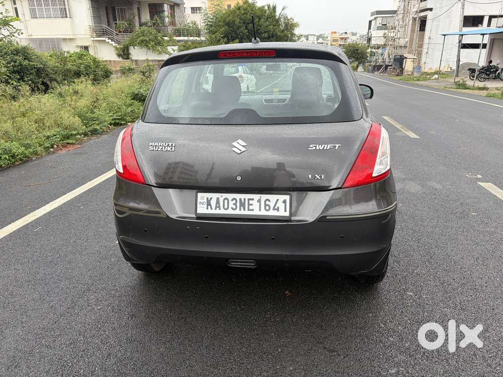 Maruti Suzuki Swift 1.2 Lxi (o), 2015, Petrol