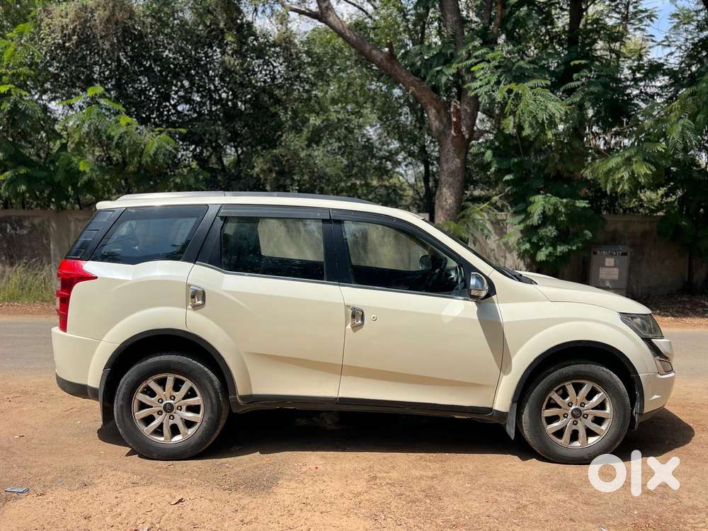 Mahindra Xuv500 2.2 W10, 2015, Diesel