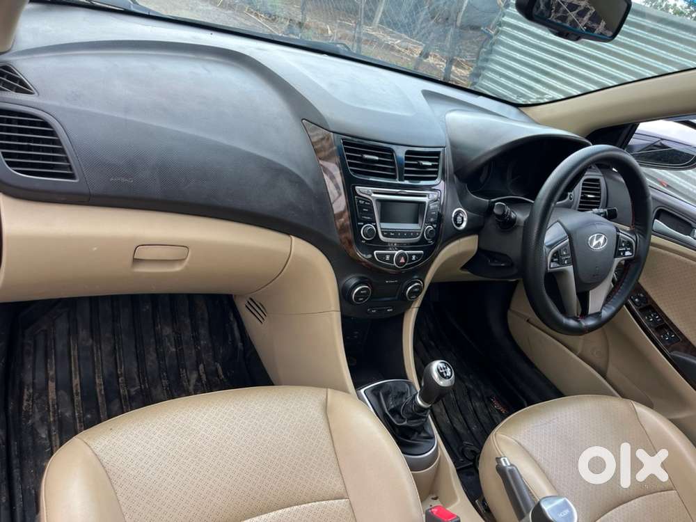 Hyundai Fluidic Verna 2015