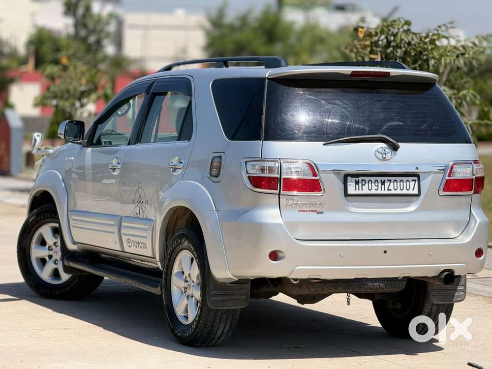 Toyota Fortuner 3.0 4x4 Manual, 2010, Diesel