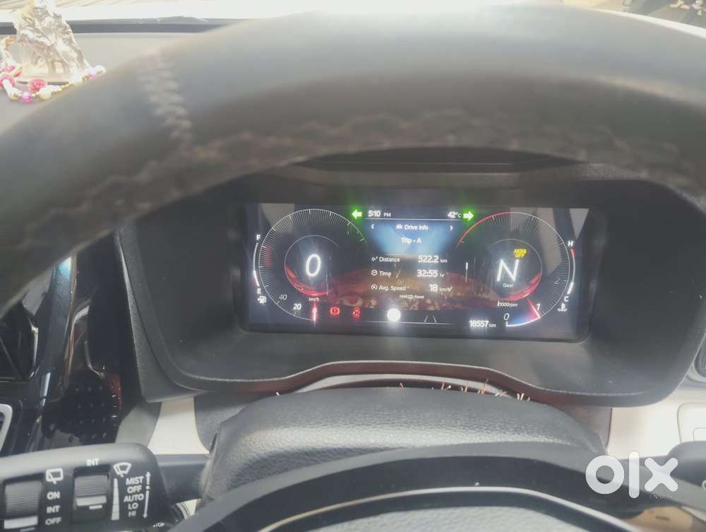 Mahindra Xuv 3xo Ax7 Diesel Mt, 2024, Diesel