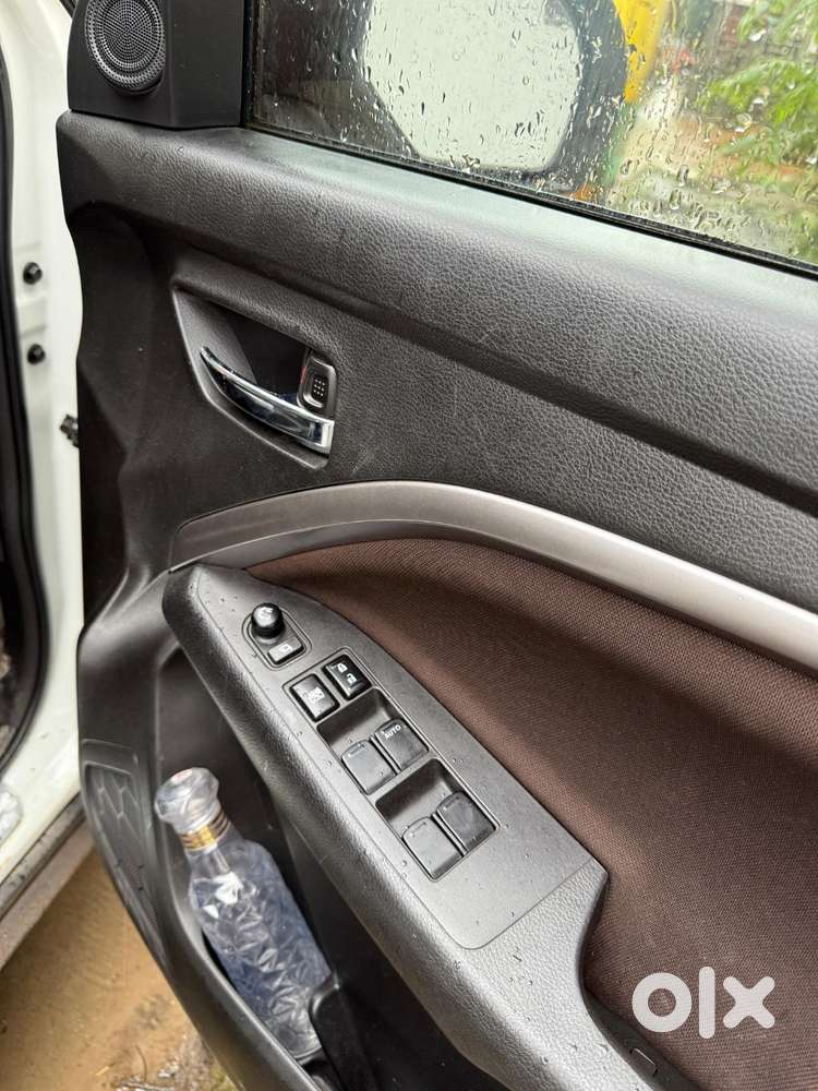 Maruti Brezza 1.5 Zxi 2023