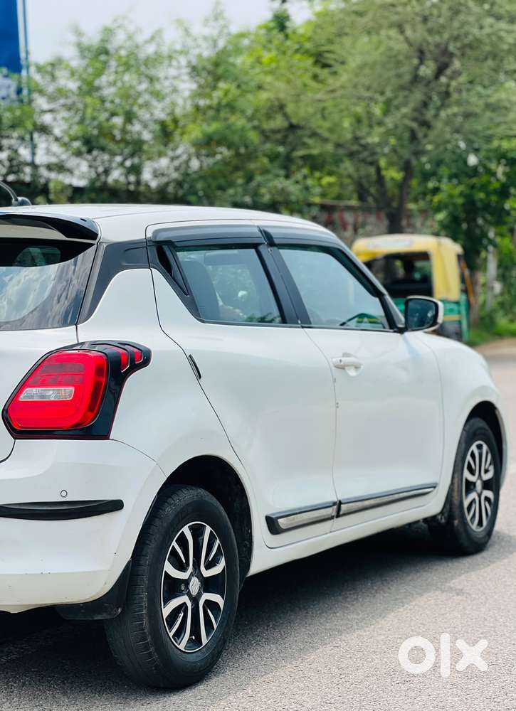 Maruti Suzuki Swift Vxi + Manual, 2021, Petrol