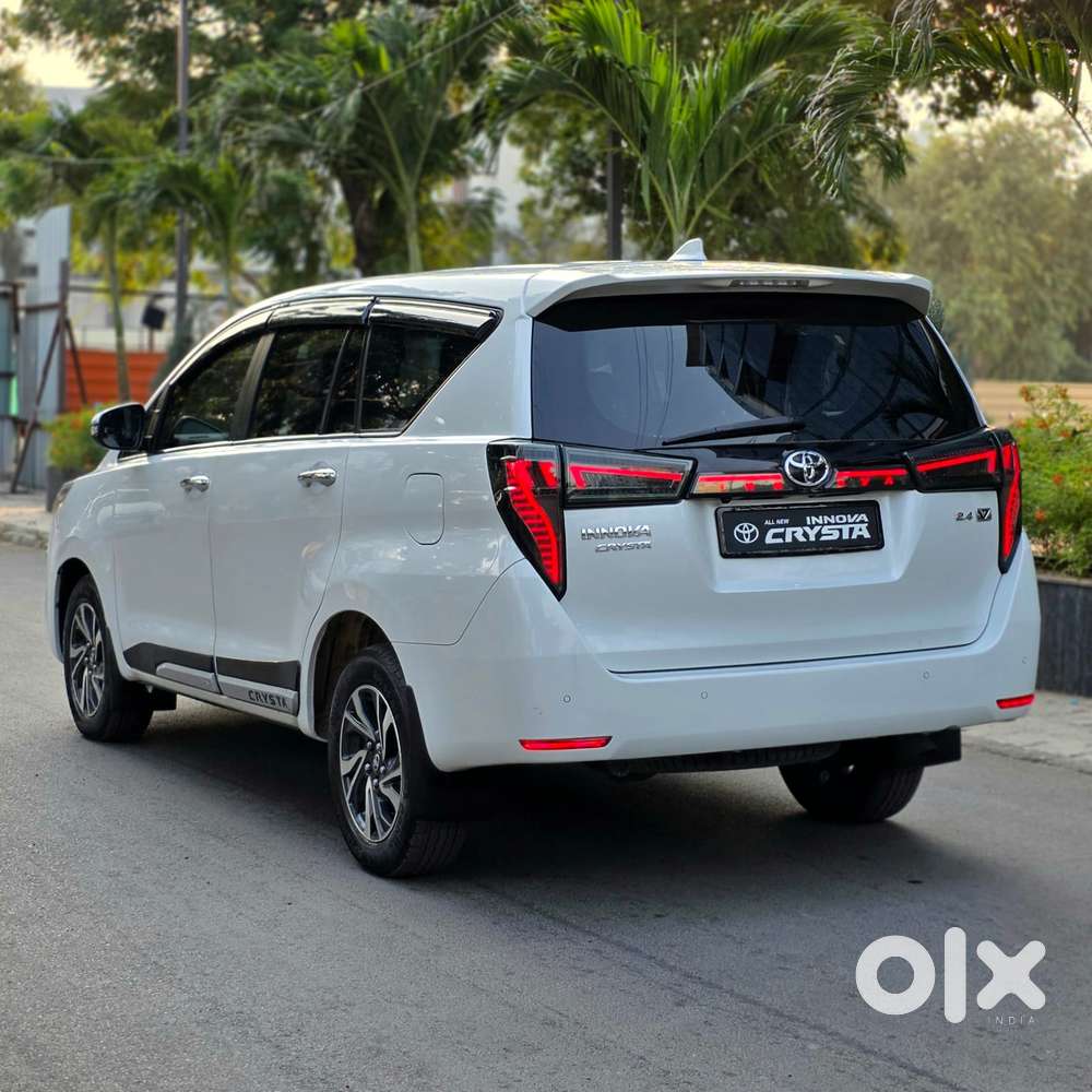 Toyota Innova Crysta 2.4 V, 2024, Diesel