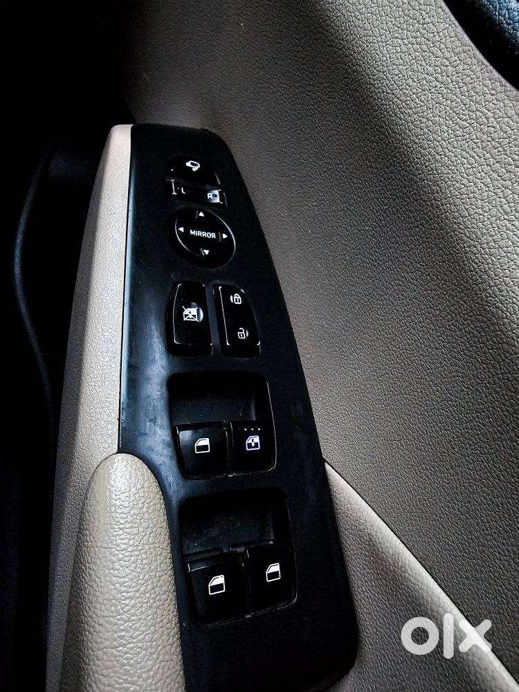 Hyundai Verna 1.6 Sx (o) Vtvt, 2019, Petrol