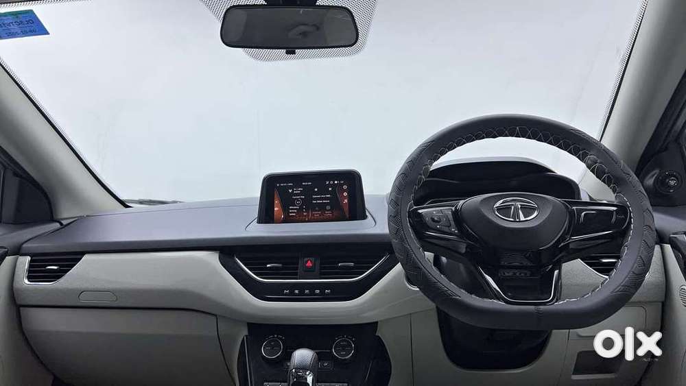 Tata Nexon 1.2 Revotron Xz Plus Dual Tone, 2023, Petrol