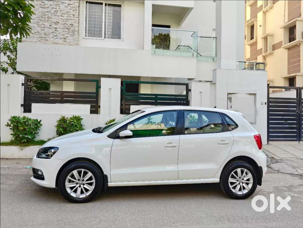 Volkswagen Polo Petrol Highline 1.2l, 2016, Petrol