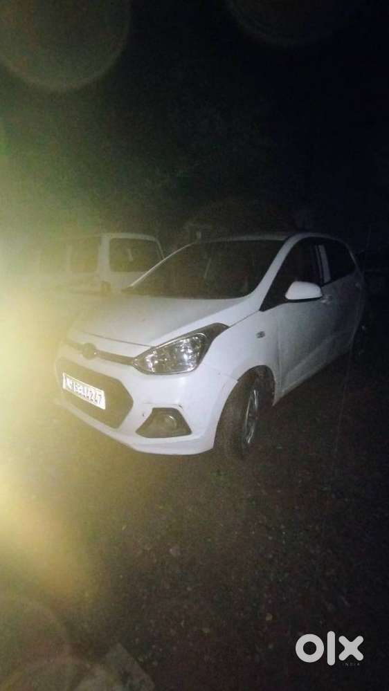 Hyundai Grand I10 2016-2017 Sportz Cng, 2014, Cng & Hybrids