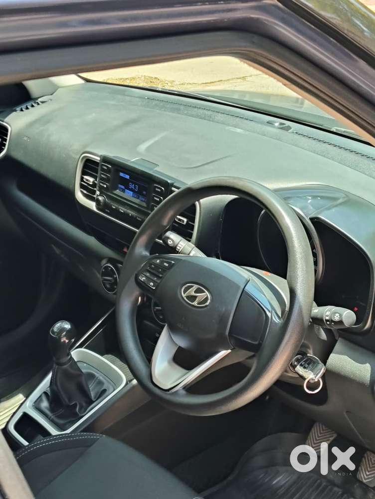 Hyundai Venue S 1.2 Petrol, 2021, Petrol