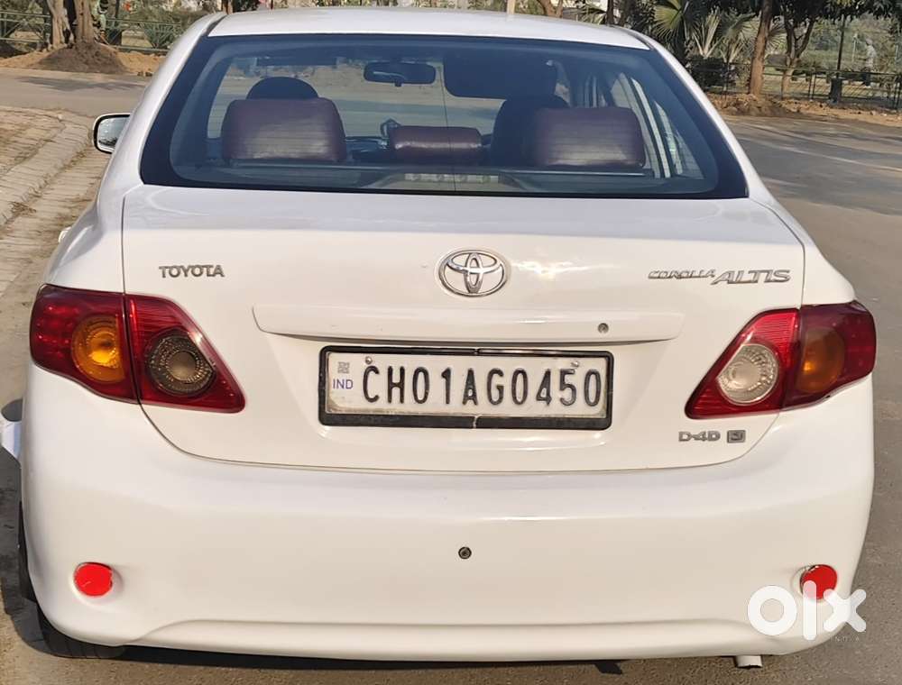 Toyota Corolla Altis 2010-2013 1.8 J, 2011, Diesel