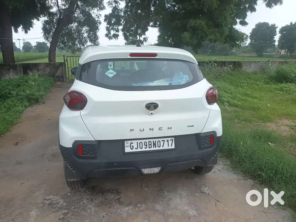 Tata Punch 1.2 Revotron 2025