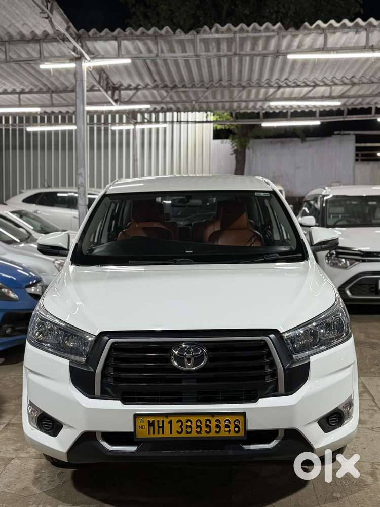 Toyota Innova Crysta 2.4 G Mt, 2023, Diesel