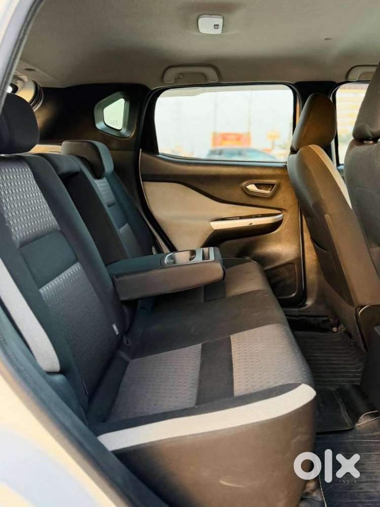 Nissan Magnite 1.0 Xv Executive, 2022, Petrol