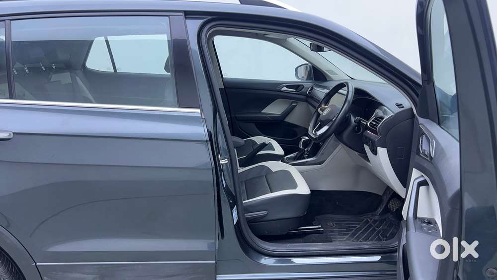 Volkswagen Taigun Topline 1.0 Tsi At (electric Seats), 2022, Petrol