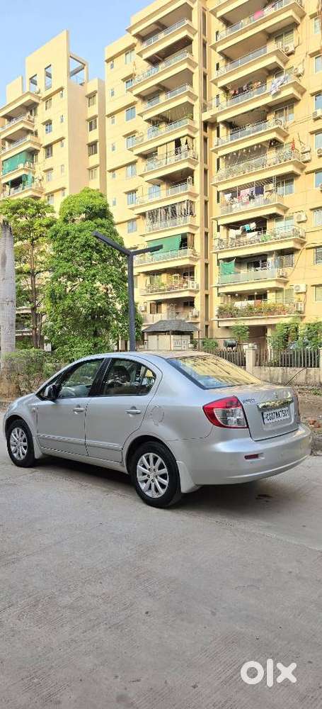 Maruti Suzuki Sx4 Zxi, 2011, Petrol