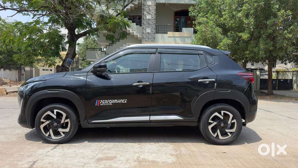 Nissan Magnite 1.0 Xv, 2022, Petrol