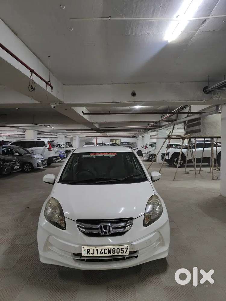 Honda Amaze Smt Diesel  Single Owner  Tafeta White