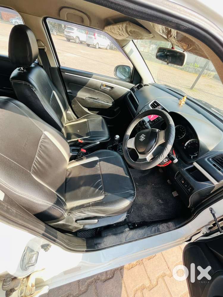 Maruti Suzuki Swift Vxi + Manual, 2015, Petrol