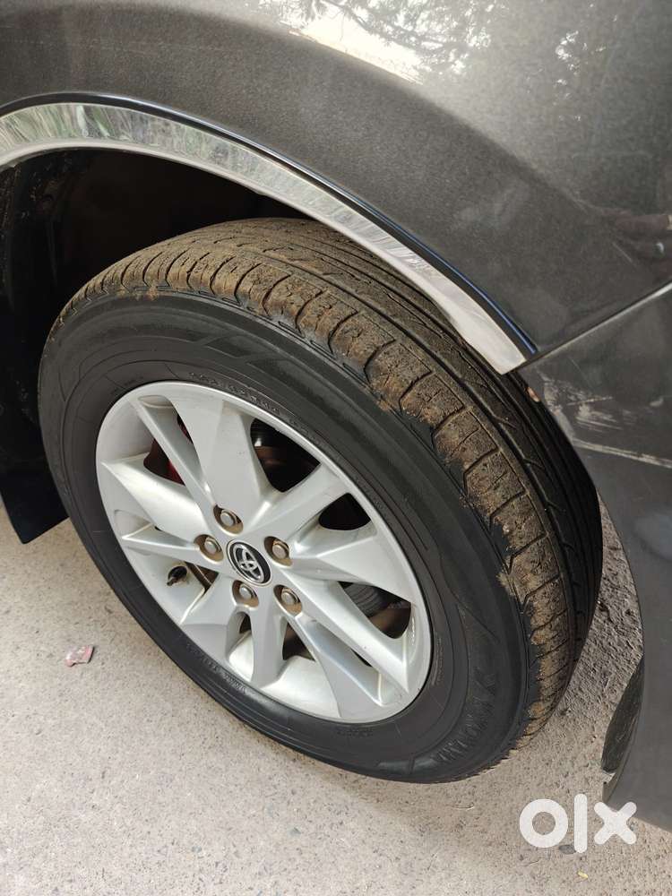 Toyota Innova Crysta 2.4 Vx Mt 8s, 2017, Diesel