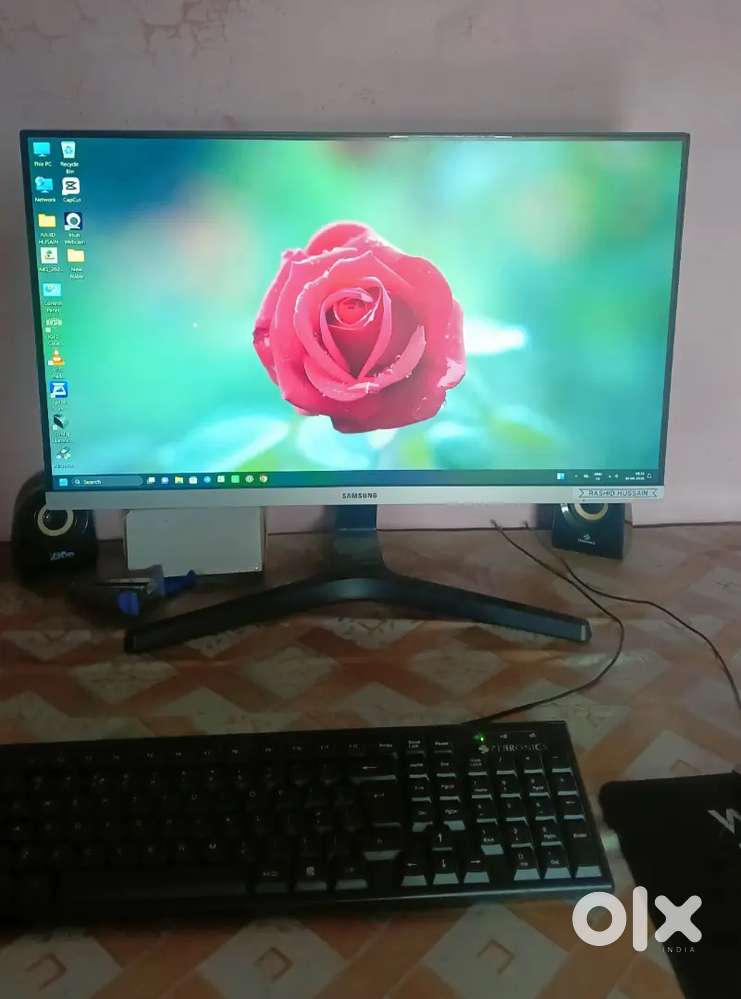 Computer With All Accessories