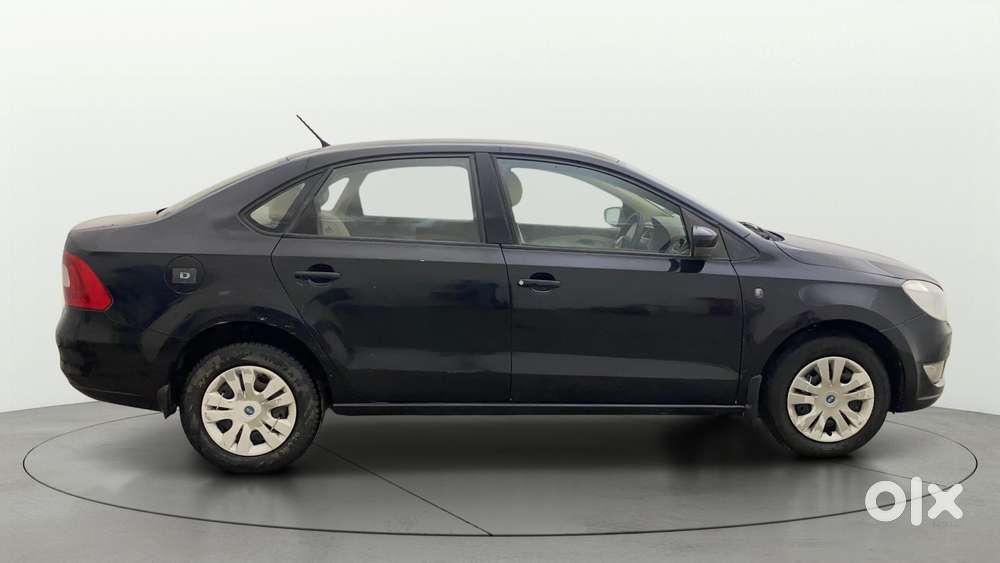 Skoda Rapid Ambition 1.6 Tdi Cr Manual Plus, 2013, Diesel