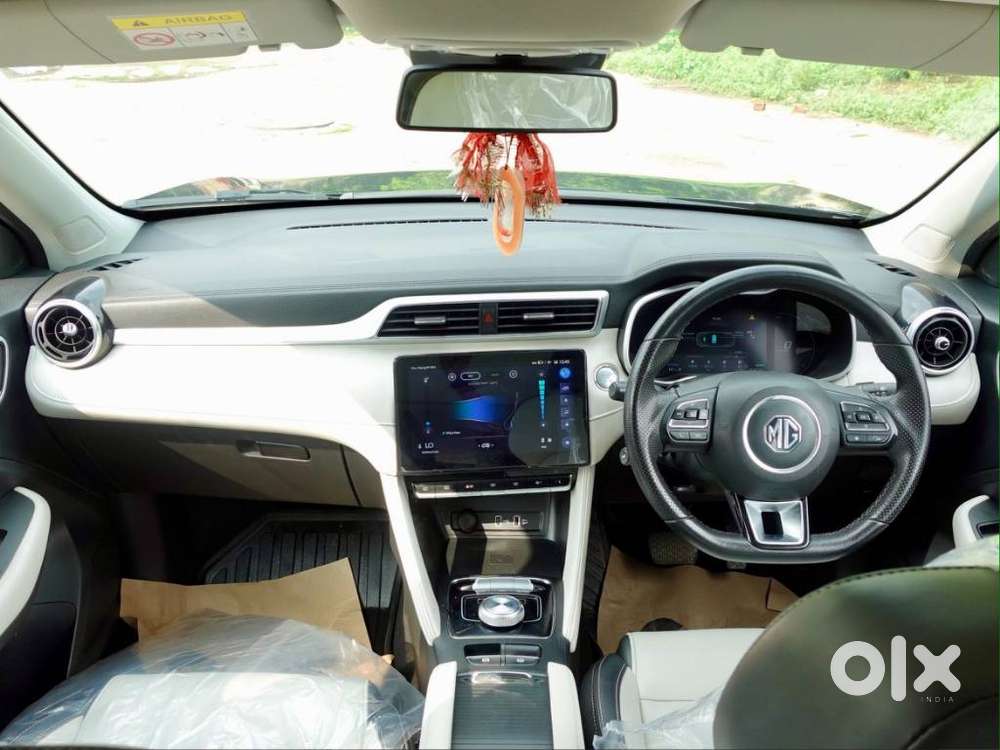 Mg Zs Ev Exclusive Iconic Ivory, 2023, Electric