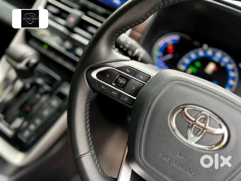 Toyota Innova Hycross 2.0 Zx (o) Hybrid 7 Str, 2026, Petrol