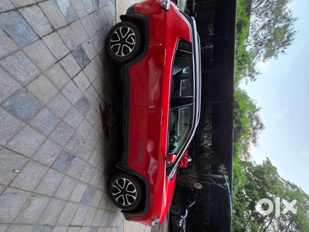Hardly Used Prime Condition Jeep Compass On Sale